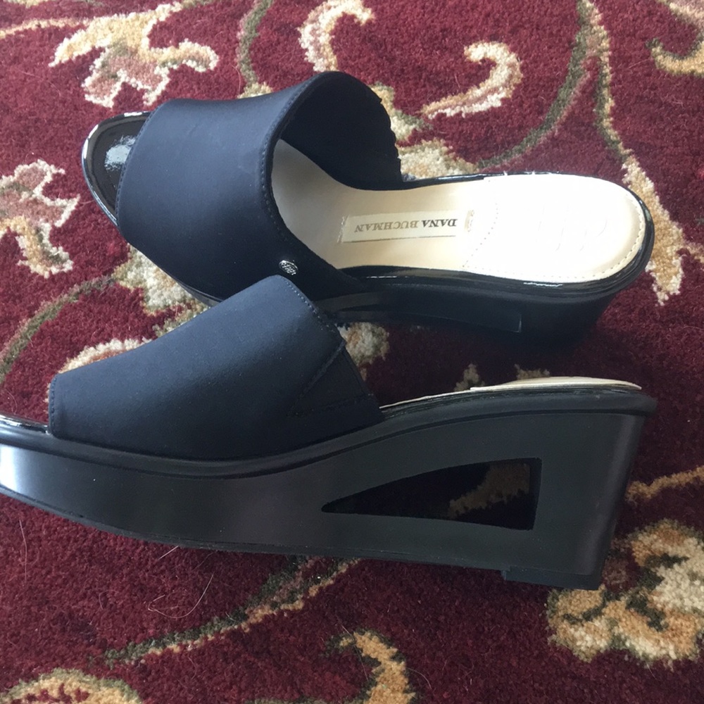 Dana Buchman dressy slip-on shoes